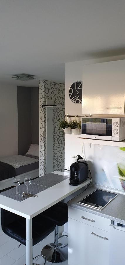 Unique Messe - Airport Apartment